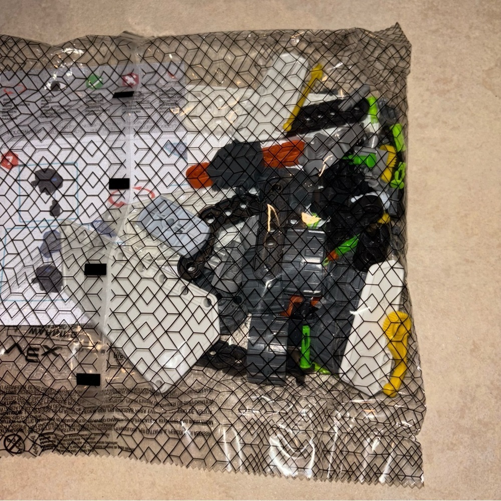 HEXBUG VEX Robotics
Explorers Rover Building
Set 406-6425 - Picture 4 of 4